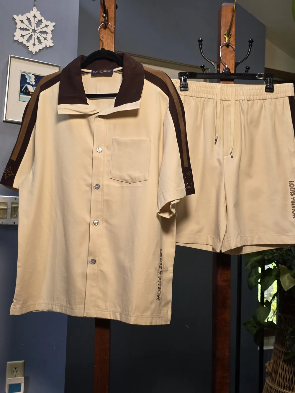 MADE IN ITALY LOUIS VUITTON BICOLOR WARM UP SHORTS XL